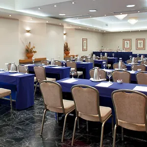 5* מלון By Ihg